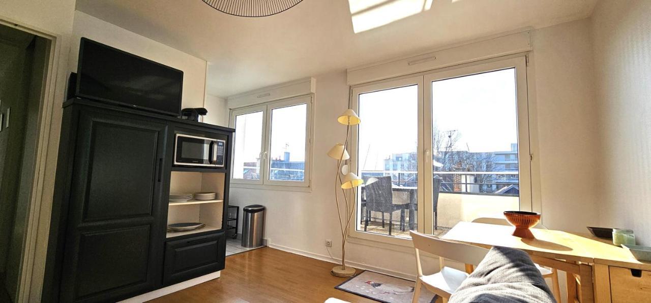 Charmant Appartement Proche Centre Ville 랭스 외부 사진
