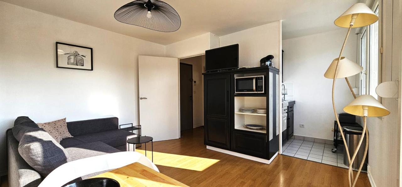 Charmant Appartement Proche Centre Ville 랭스 외부 사진